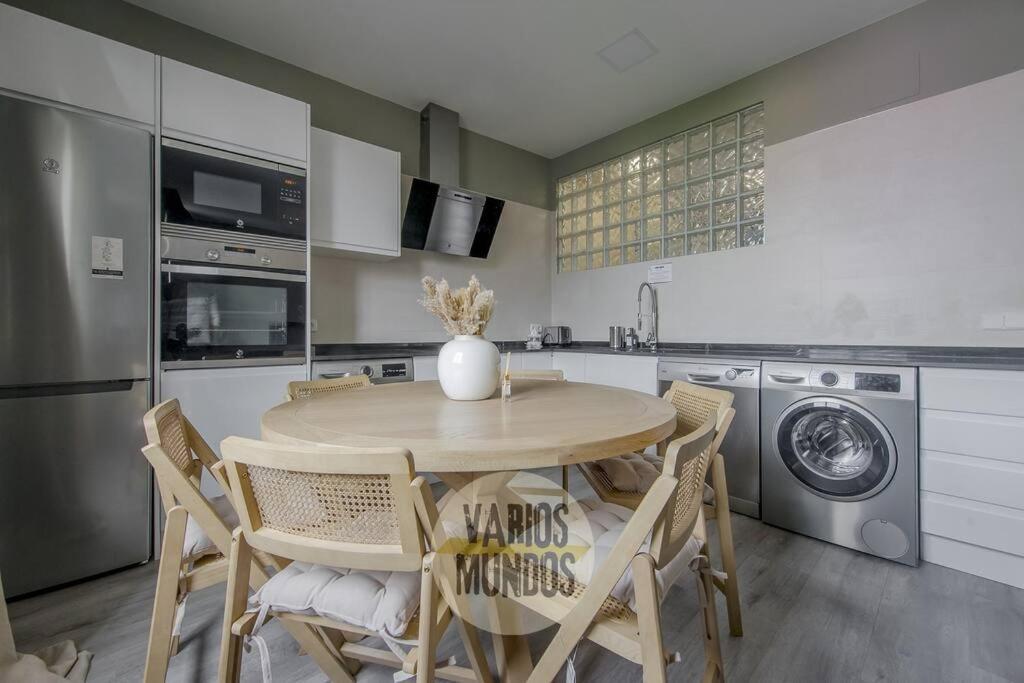 Luxury&Cool 9Pax Con Vistas Al Centro De Madrid Apartment Bagian luar foto