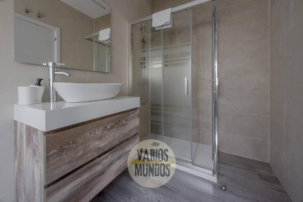 Luxury&Cool 9Pax Con Vistas Al Centro De Madrid Apartment Bagian luar foto